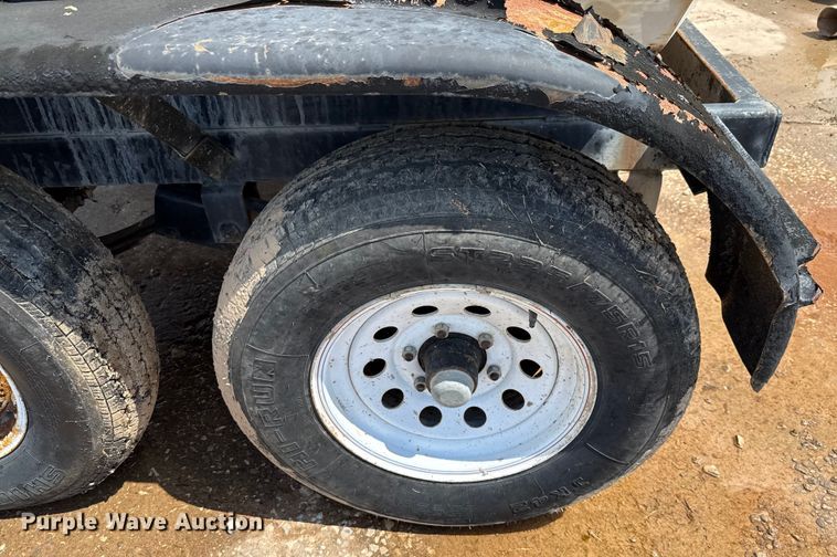 image for item DX5722 Concrete dump trailer