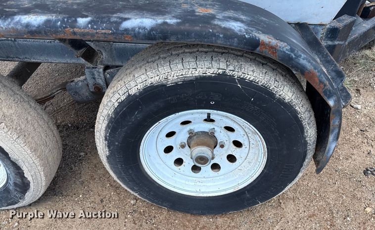 image for item DX5723 Concrete dump trailer