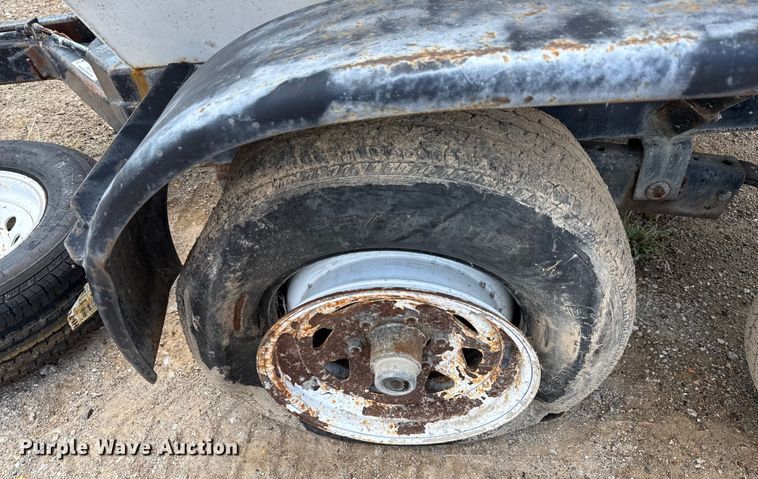 image for item DX5723 Concrete dump trailer