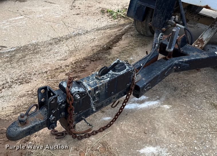 image for item DX5724 Concrete dump trailer