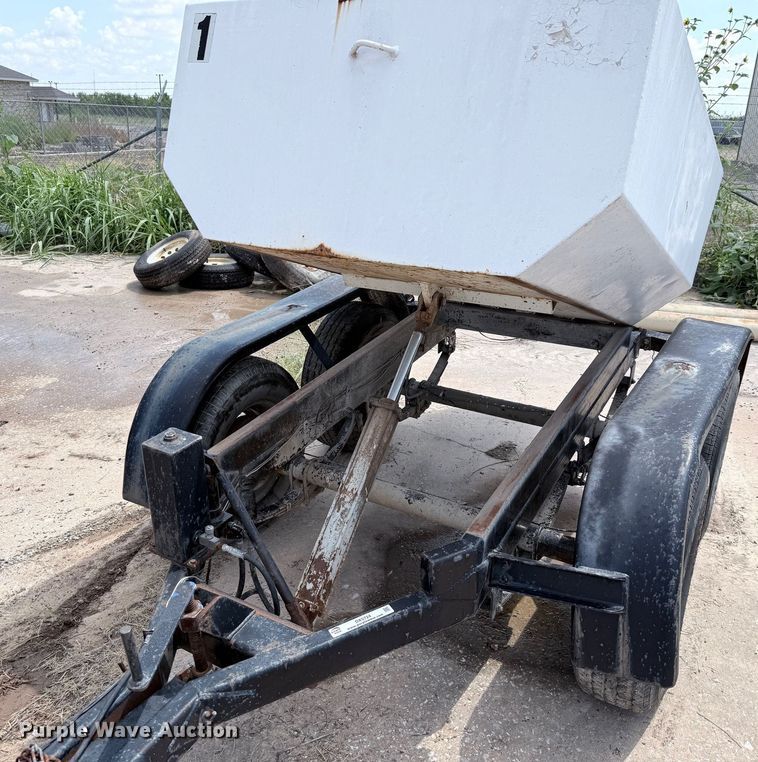 image for item DX5724 Concrete dump trailer