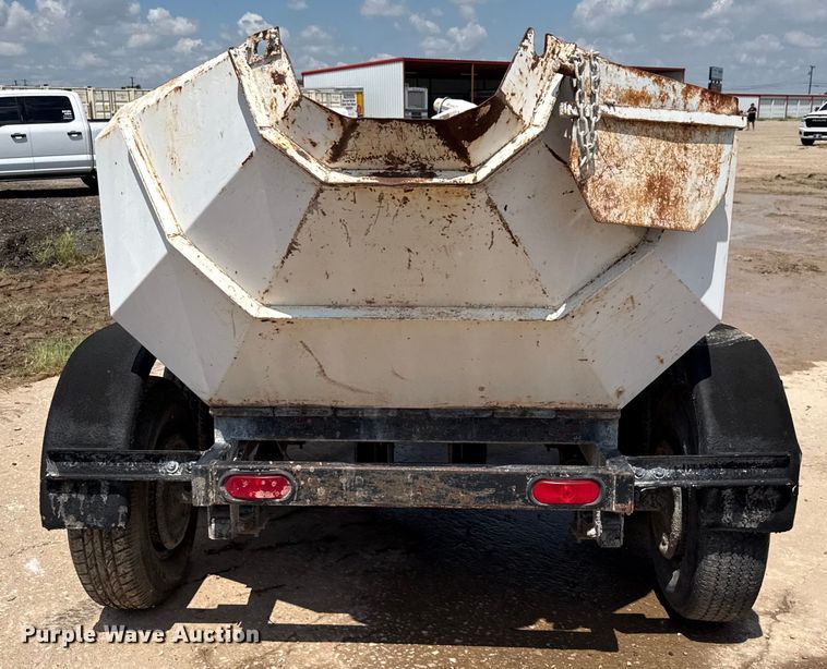 image for item DX5725 Concrete dump trailer