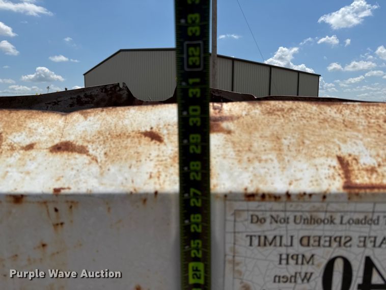 image for item DX5725 Concrete dump trailer