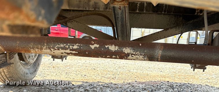 image for item DX5726 Concrete dump trailer