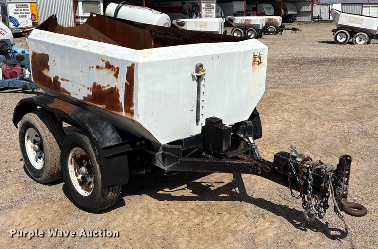 image for item DX5727 Concrete dump trailer