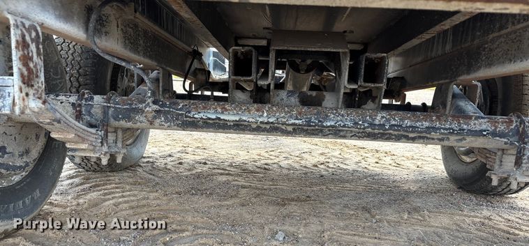 image for item DX5727 Concrete dump trailer