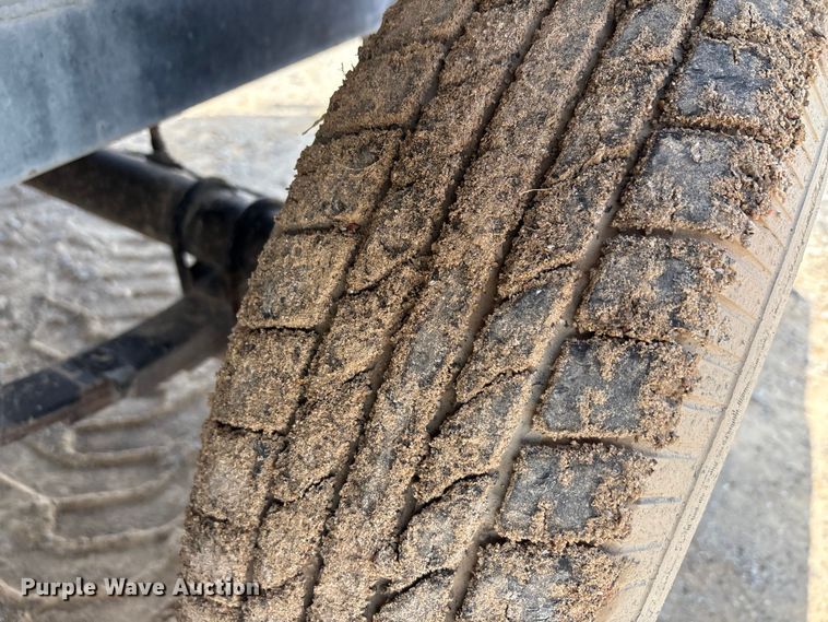 image for item DX5727 Concrete dump trailer