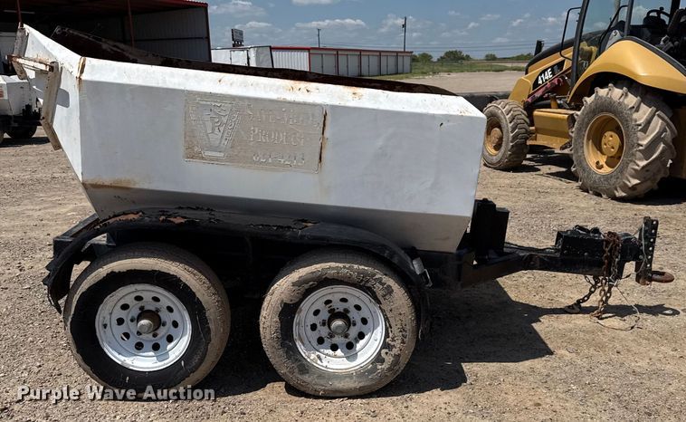 image for item DX5728 Concrete dump trailer