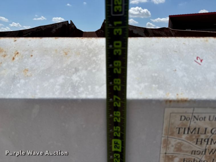 image for item DX5728 Concrete dump trailer