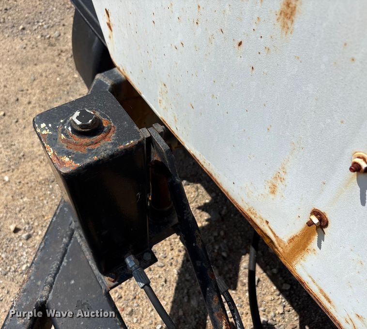 image for item DX5730 Concrete dump trailer