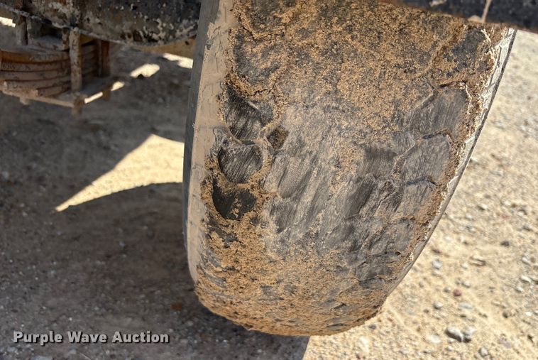 image for item DX5730 Concrete dump trailer