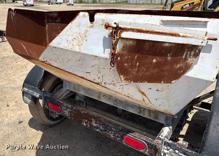 image for item DX5731 Concrete dump trailer
