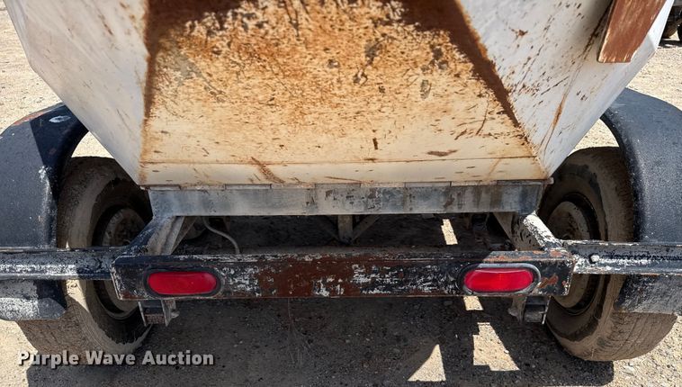 image for item DX5731 Concrete dump trailer