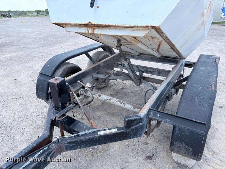 image for item DX5731 Concrete dump trailer