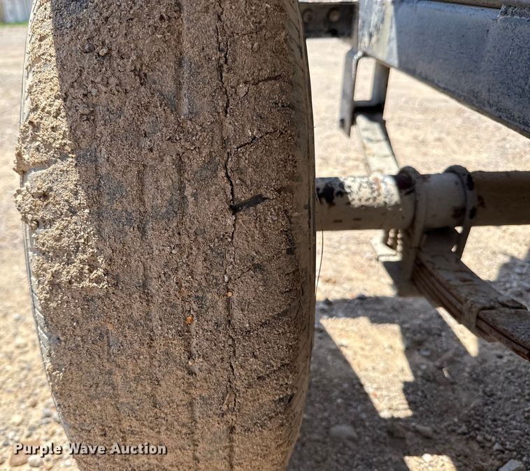 image for item DX5731 Concrete dump trailer