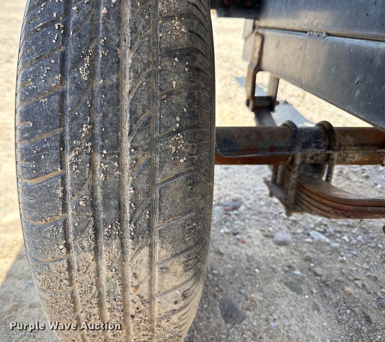 image for item DX5731 Concrete dump trailer