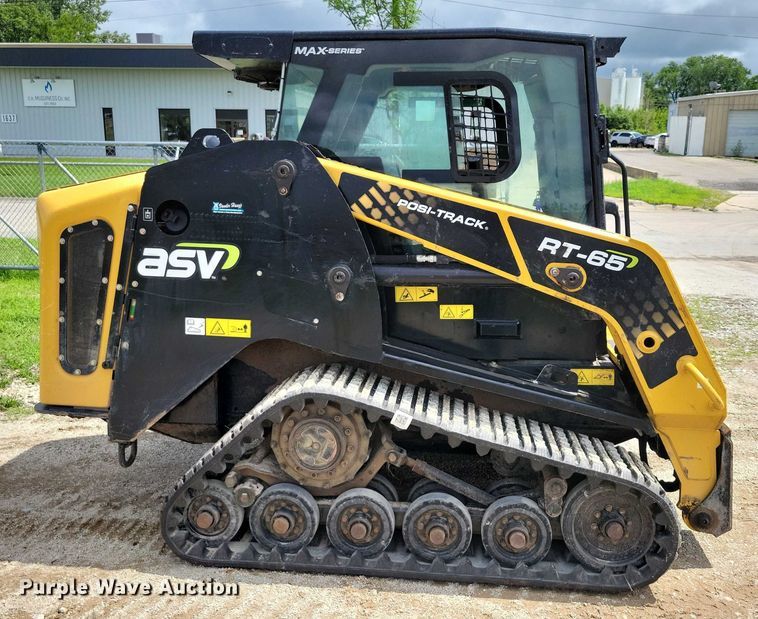 MINI CARGADOR SOBRE ORUGAS 2023 ASV RT65