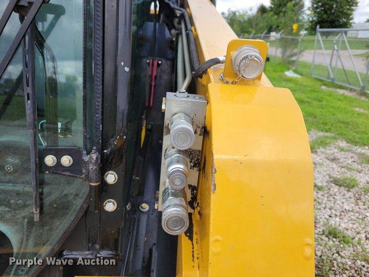 image for item DX7212 2023 ASV RT-65 tracked skid steer loader