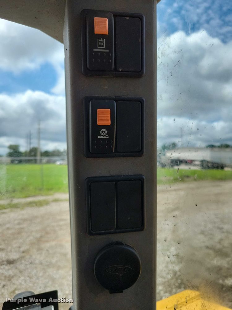 image for item DX7212 2023 ASV RT-65 tracked skid steer loader