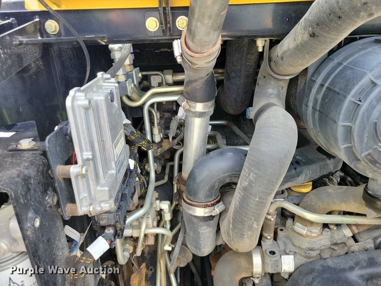 image for item DX7212 2023 ASV RT-65 tracked skid steer loader