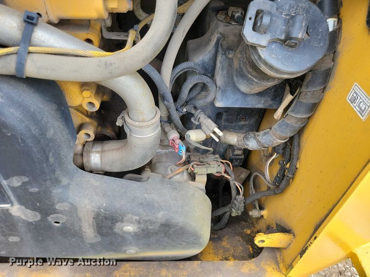 image for item DX7213 2017 Caterpillar 289D tracked skid steer loader