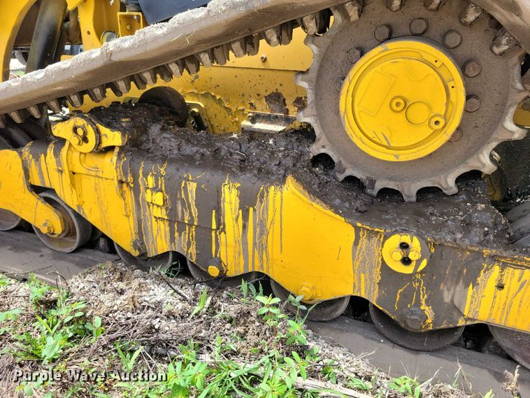 image for item DX7213 2017 Caterpillar 289D tracked skid steer loader