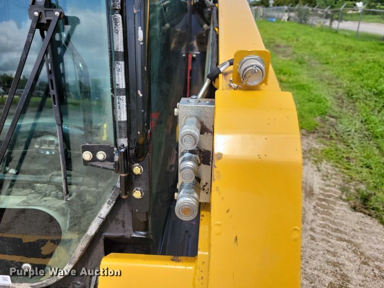 image for item DX7214 2023 ASV RT-65 tracked skid steer loader