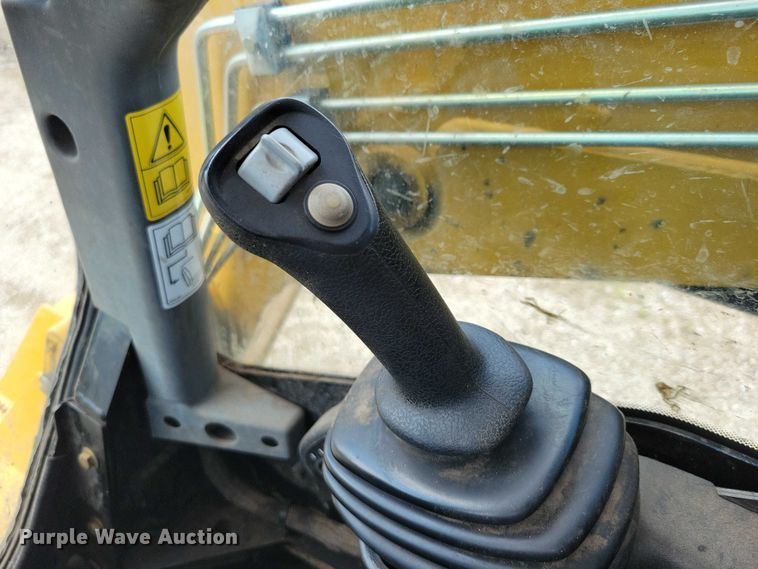 image for item DX7214 2023 ASV RT-65 tracked skid steer loader