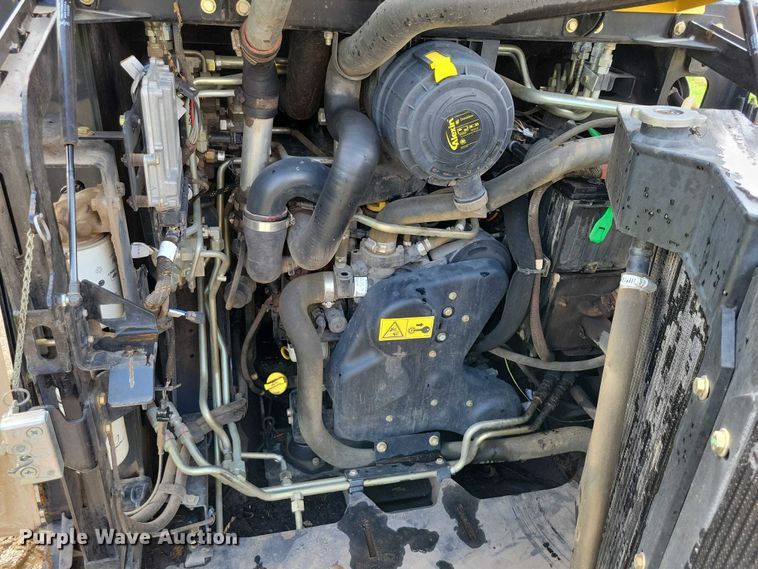 image for item DX7214 2023 ASV RT-65 tracked skid steer loader