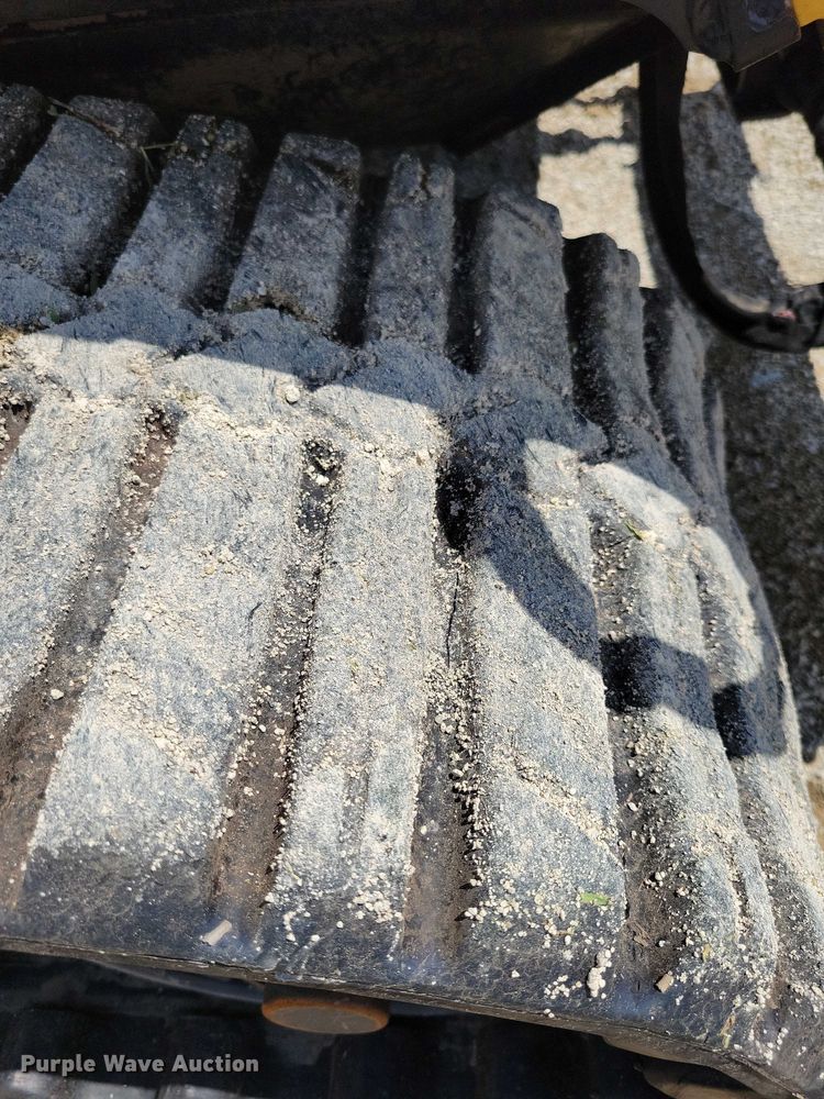 image for item DX7214 2023 ASV RT-65 tracked skid steer loader