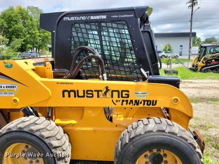 image for item DX7215 2020 Mustang 4200V skid steer loader