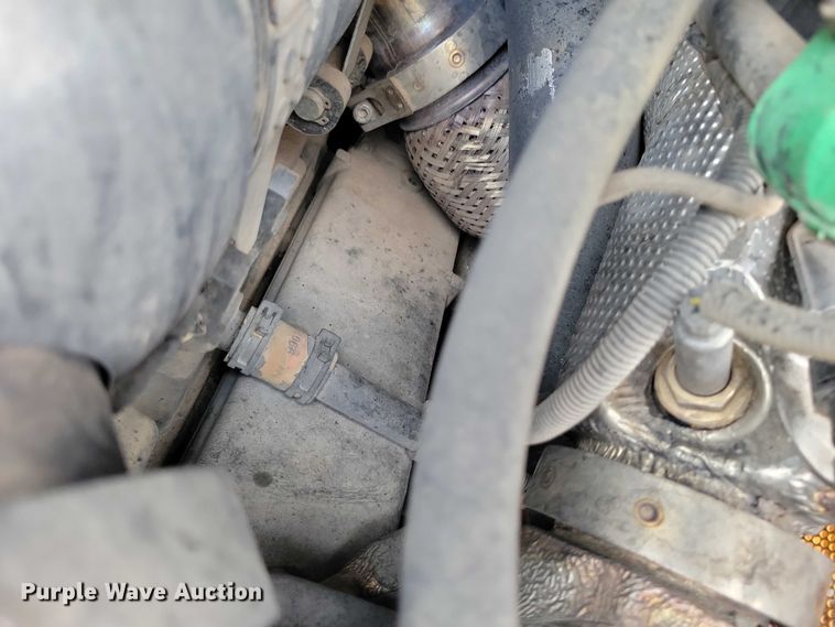 image for item DX7215 2020 Mustang 4200V skid steer loader