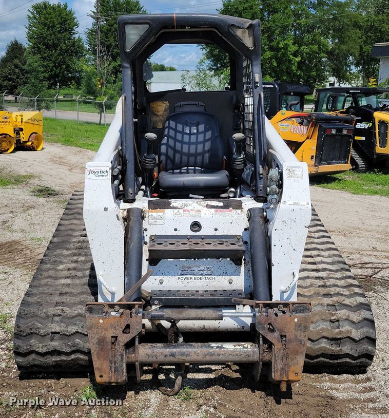 MINI CARGADOR SOBRE ORUGAS 2005 BOBCAT T250