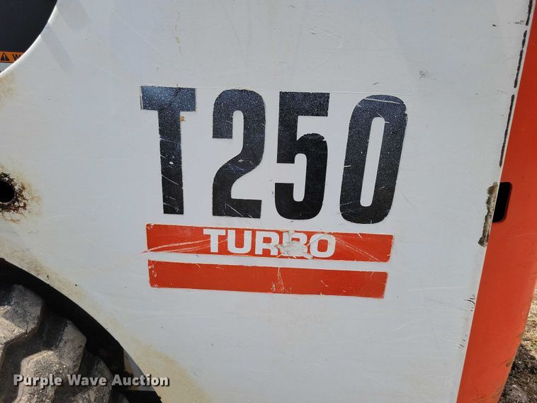 image for item DX7217 2005 Bobcat T250 tracked skid steer loader
