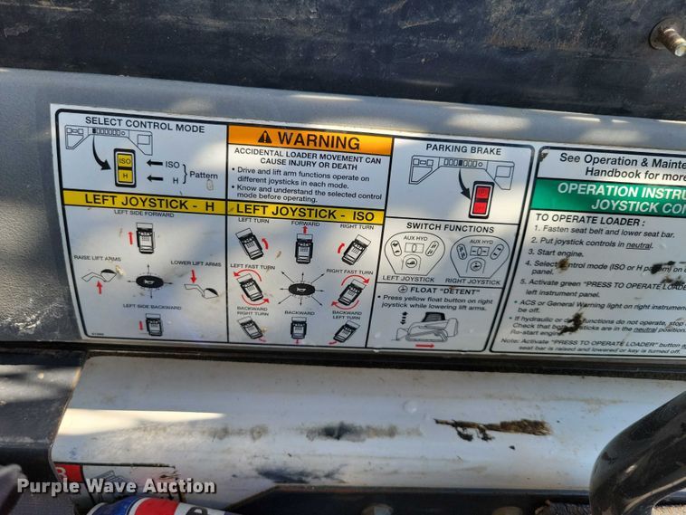 image for item DX7217 2005 Bobcat T250 tracked skid steer loader