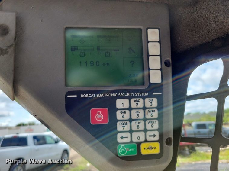 image for item DX7217 2005 Bobcat T250 tracked skid steer loader