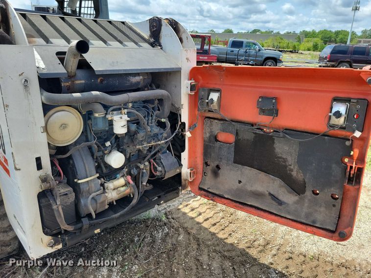 image for item DX7217 2005 Bobcat T250 tracked skid steer loader