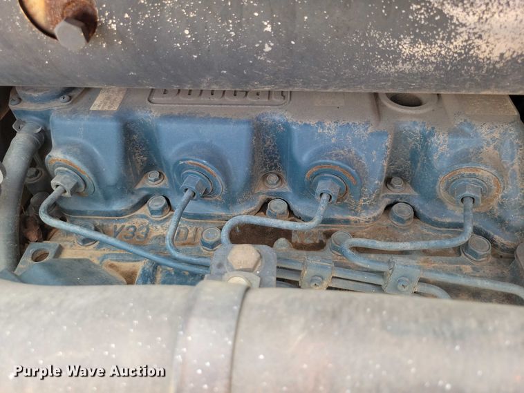 image for item DX7217 2005 Bobcat T250 tracked skid steer loader