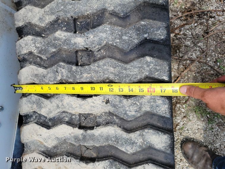 image for item DX7217 2005 Bobcat T250 tracked skid steer loader