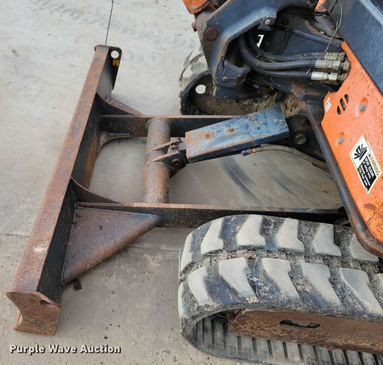 image for item DX7409 2006 Hitachi Zaxis 27U mini excavator