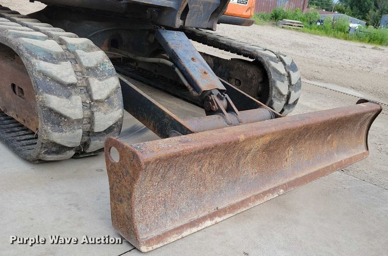 image for item DX7409 2006 Hitachi Zaxis 27U mini excavator