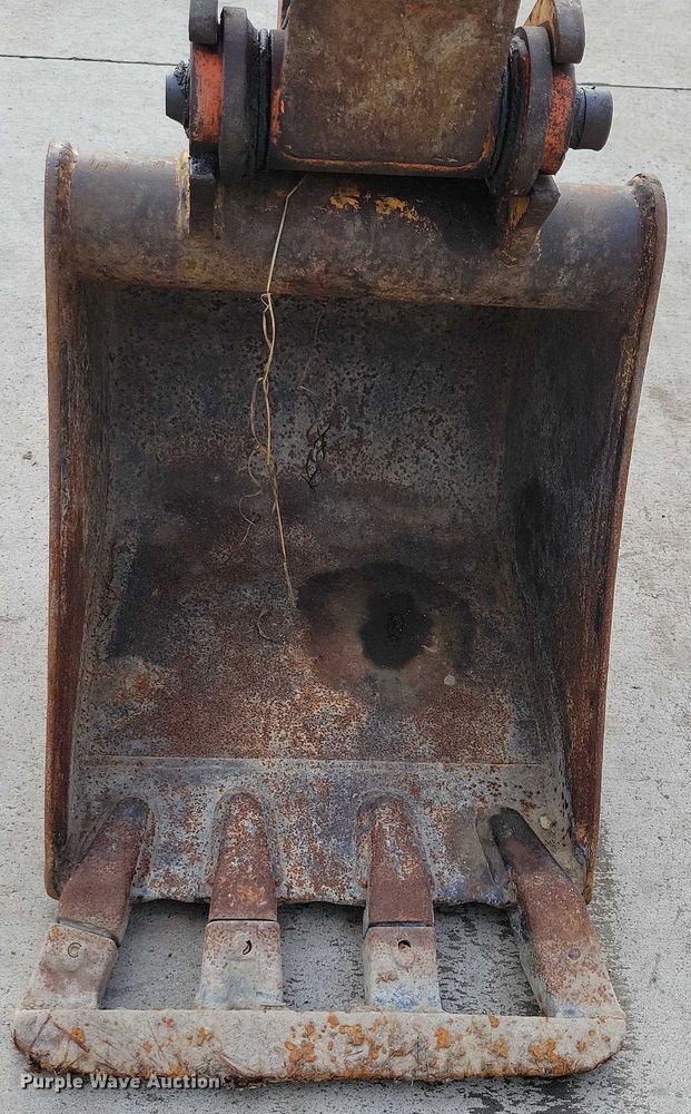 image for item DX7409 2006 Hitachi Zaxis 27U mini excavator