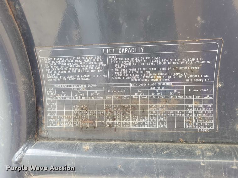 image for item DX7409 2006 Hitachi Zaxis 27U mini excavator