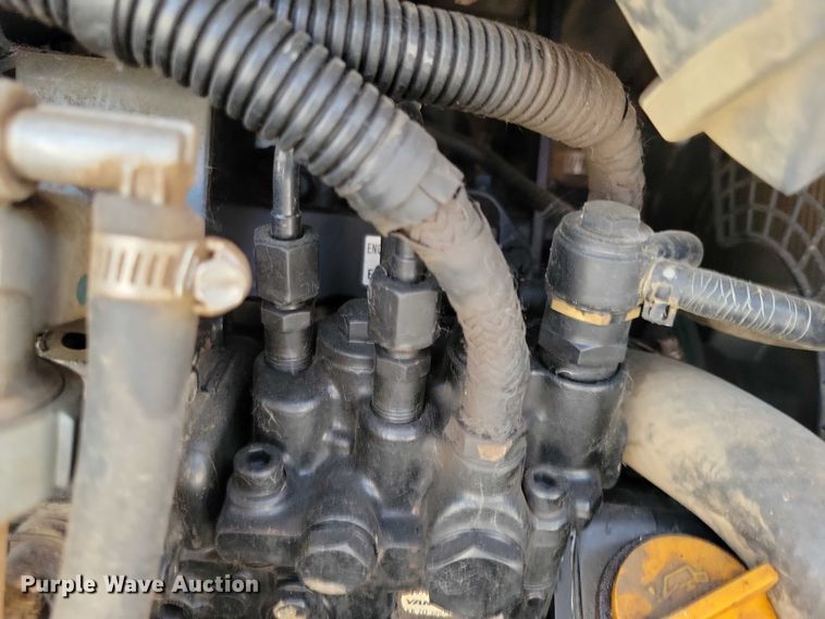 image for item DX7409 2006 Hitachi Zaxis 27U mini excavator