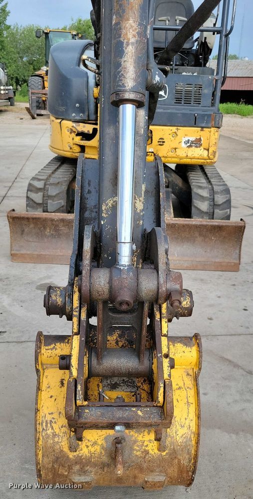 image for item DX7410 2012 John Deere  27D mini excavator