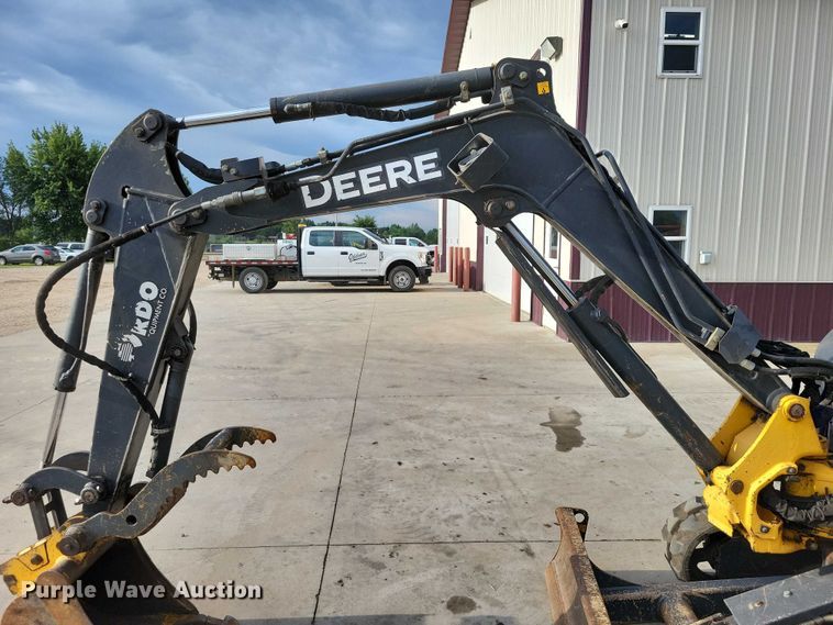 image for item DX7410 2012 John Deere  27D mini excavator