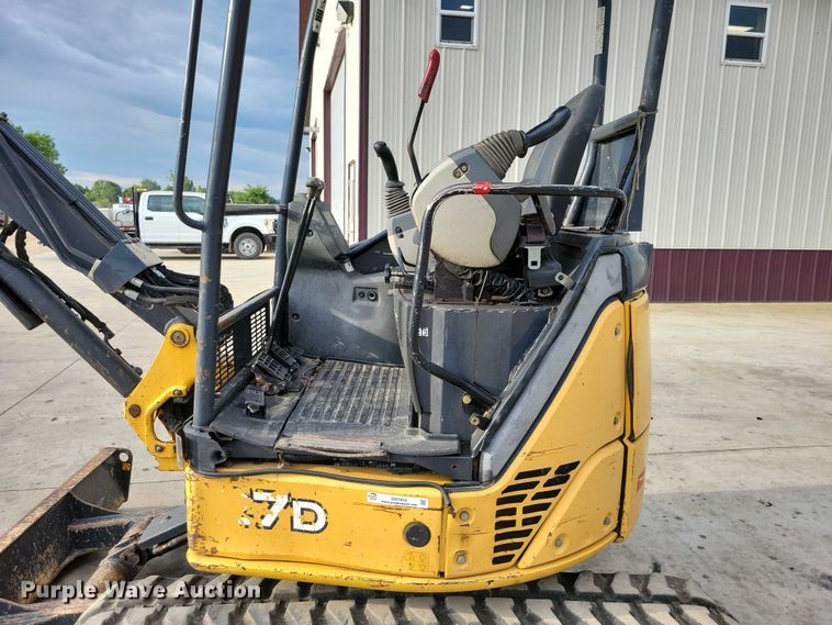 image for item DX7410 2012 John Deere  27D mini excavator
