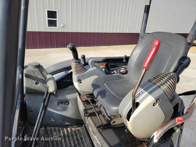 image for item DX7410 2012 John Deere  27D mini excavator