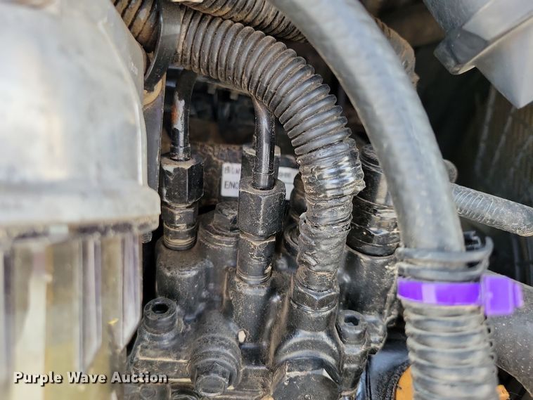 image for item DX7410 2012 John Deere  27D mini excavator