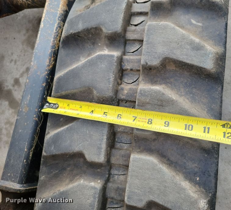 image for item DX7410 2012 John Deere  27D mini excavator